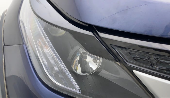 2018 Tata Hexa Varicor 320 XE, Diesel, Manual, 16,508 km, Right headlight - Minor scratches