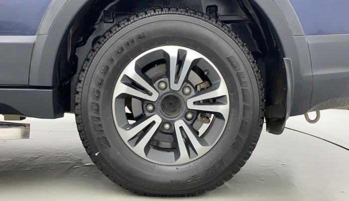 2018 Tata Hexa Varicor 320 XE, Diesel, Manual, 16,508 km, Left Rear Wheel