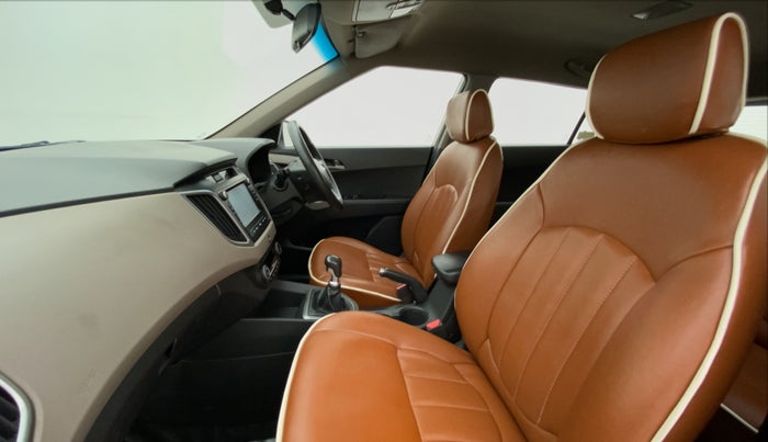2016 Hyundai Creta 1.6 SX PLUS PETROL, Petrol, Manual, 82,962 km, Right Side Front Door Cabin
