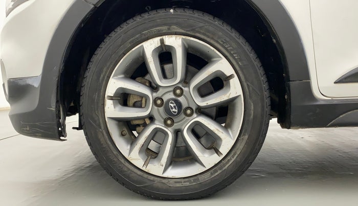 2015 Hyundai i20 Active 1.2 S, Petrol, Manual, 67,620 km, Left Front Wheel