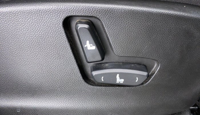 2020 MG HECTOR SHARP DCT PETROL, Petrol, Automatic, 34,505 km, Driver Side Adjustment Panel