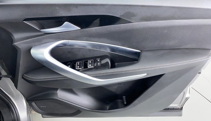 2020 MG HECTOR SHARP DCT PETROL, Petrol, Automatic, 34,505 km, Driver Side Door Panels Control