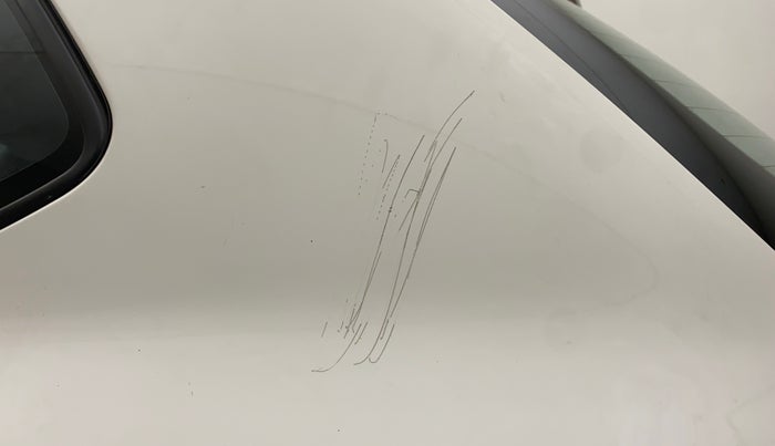 2011 Volkswagen Polo HIGHLINE1.2L, Petrol, Manual, 92,316 km, Left quarter panel - Minor scratches