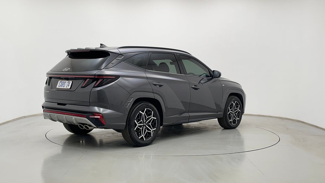 Right Back Diagonal (45- Degree) View