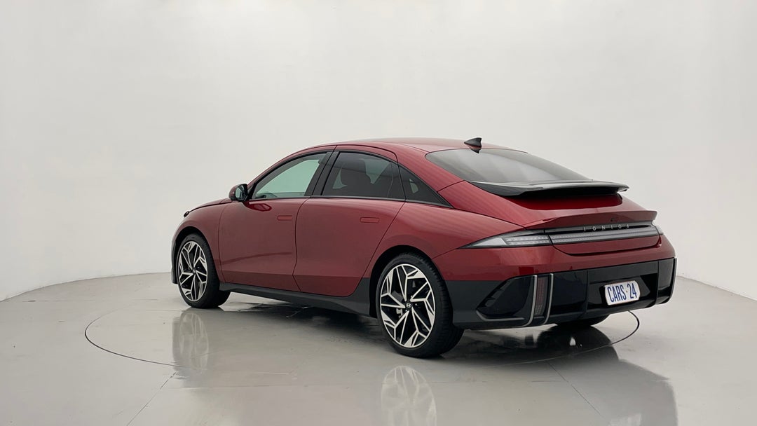 Left Back Diagonal (45- Degree) View