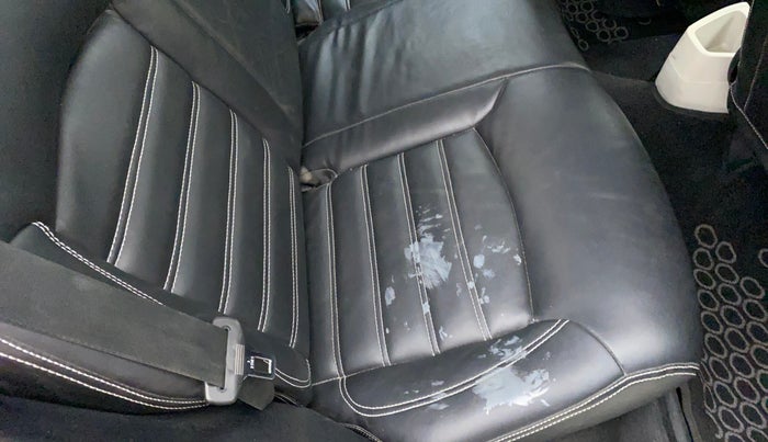 2022 Tata Tiago XZ PLUS CNG, CNG, Manual, 31,029 km, Second-row right seat - Cover slightly stained