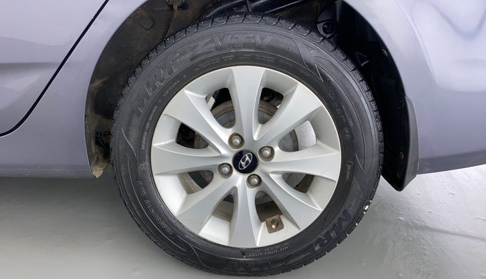 2015 Hyundai Verna FLUIDIC 1.6 VTVT S, Petrol, Manual, 42,111 km, Left Rear Wheel