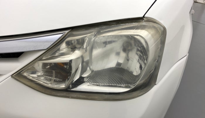 2011 Toyota Etios VX, Petrol, Manual, 54,675 km, Left headlight - Faded