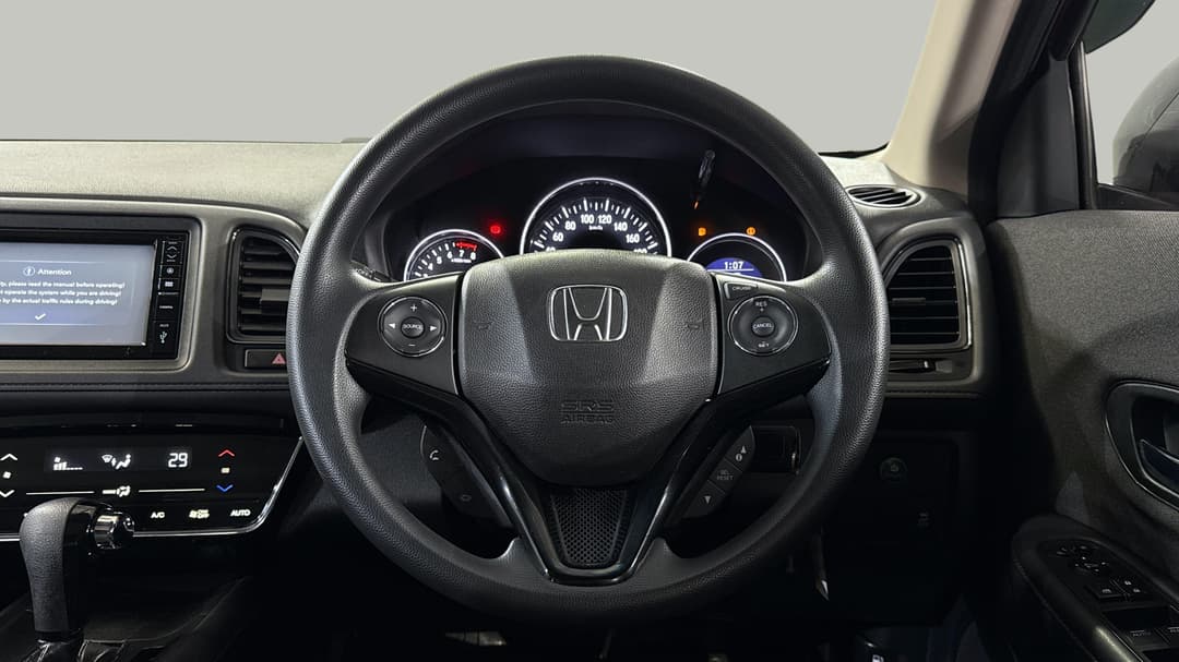 2019 Honda HR-V Vti, Automatic, 71696 km, Steering Wheel Close-up