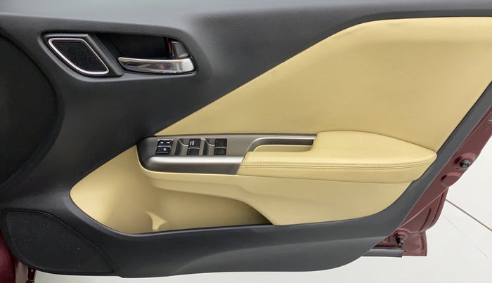 2017 Honda City VX MT PETROL, Petrol, Manual, 36,487 km, Driver Side Door Panels Control
