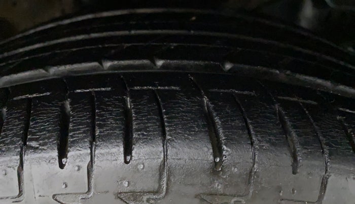 2017 Honda City VX MT PETROL, Petrol, Manual, 36,487 km, Right Rear Tyre Tread