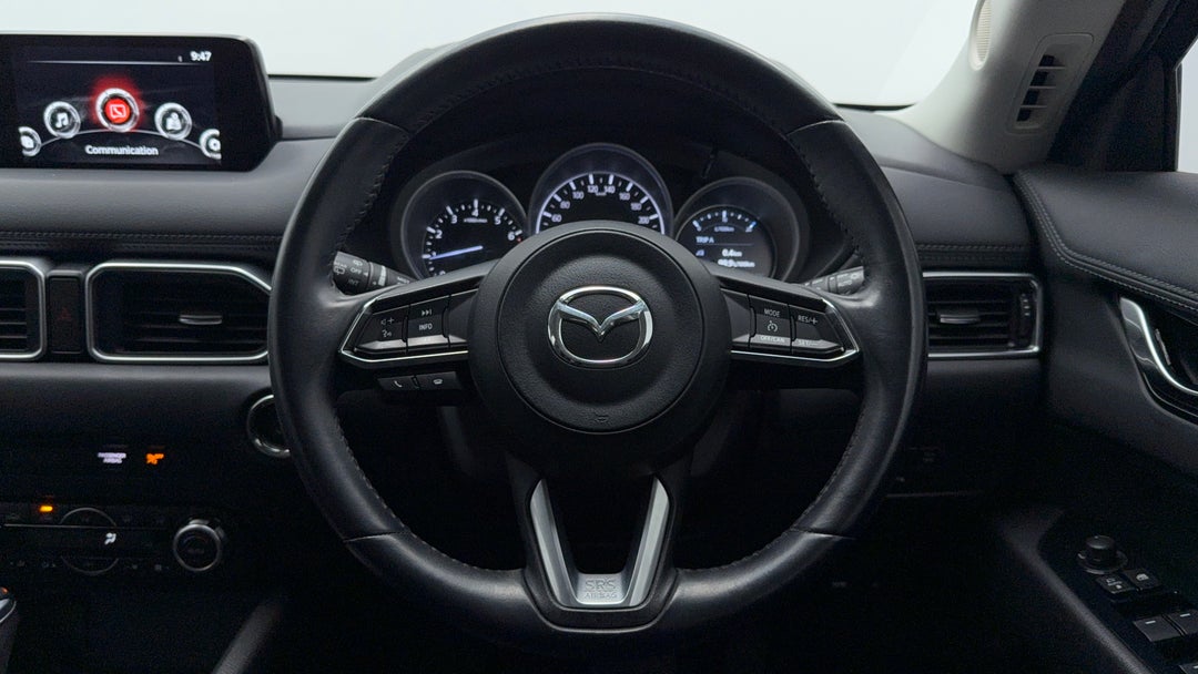 2018 Mazda CX-5 Touring (4x4), Automatic, 60323 km, Steering Wheel Close-up