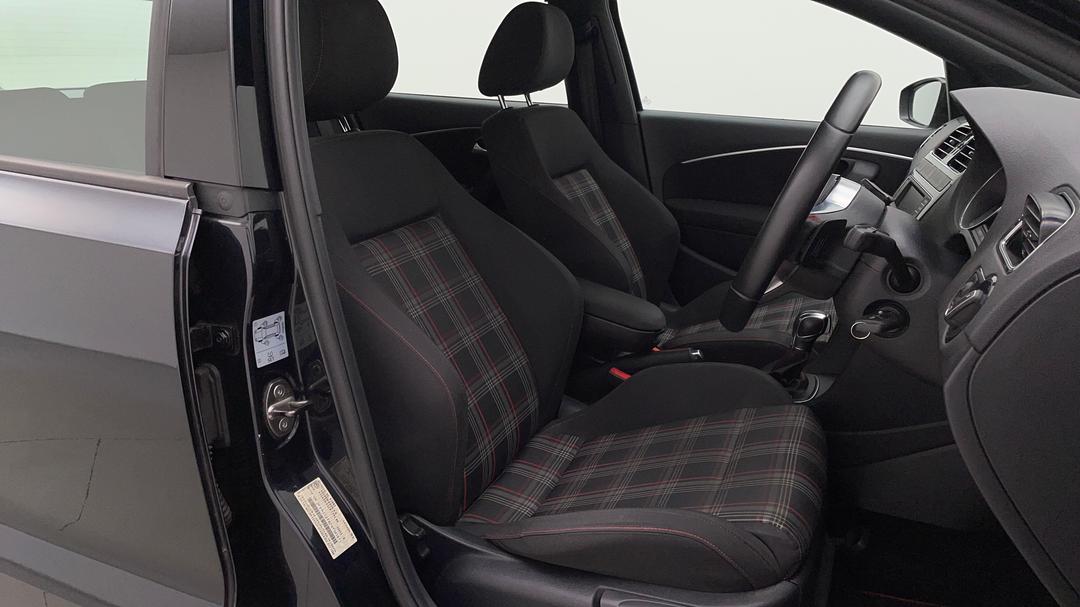2016 Volkswagen Polo Gti, Automatic, 69139 km, Right Side Front Door Cabin View