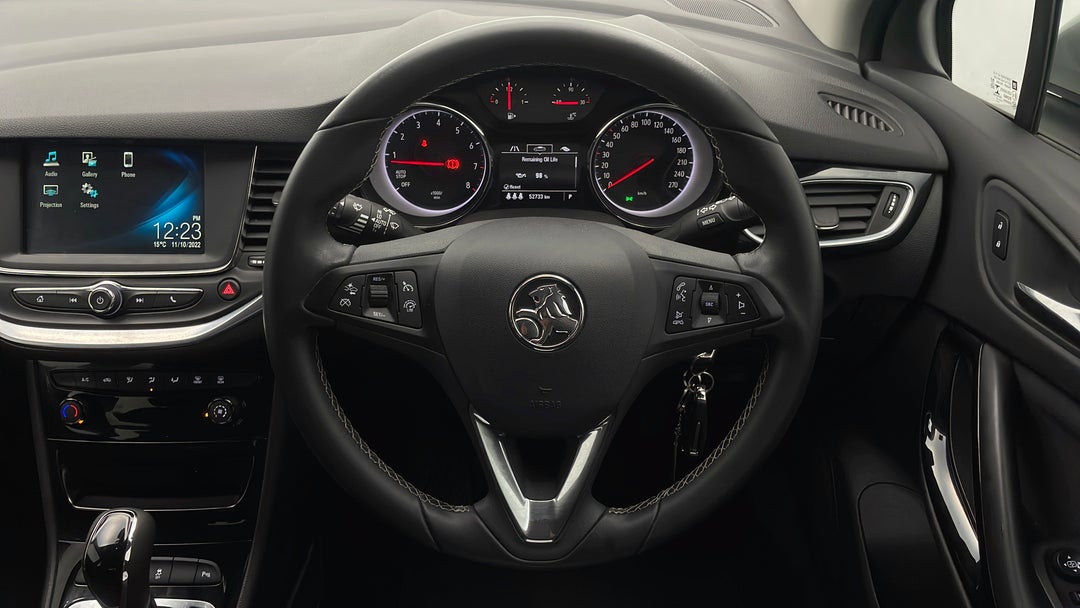 2018 Holden Astra 1.4 Turbo R+ Auto My18, Automatic, 52733 km, Steering Wheel Close-up