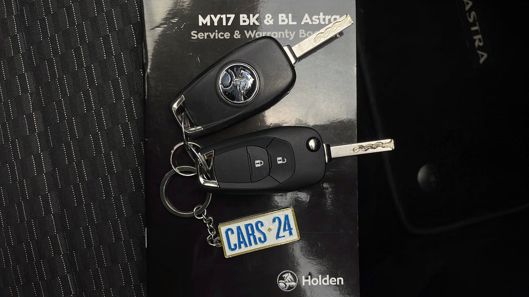 2018 Holden Astra 1.4 Turbo R+ Auto My18, Automatic, 52733 km, Key Close-up