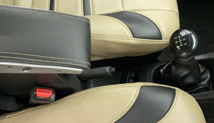 2018 Maruti Wagon R 1.0 LXI CNG, CNG, Manual, 73,062 km, Gear Lever