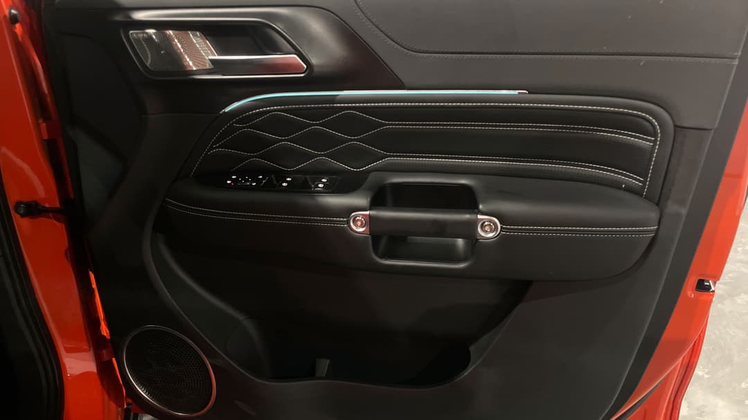 2023 GWM Tank 300 Ultra Hybrid, Automatic, 47112 km, Speaker View