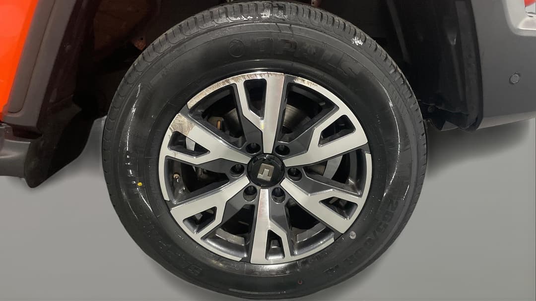 2023 GWM Tank 300 Ultra Hybrid, Automatic, 47112 km, Right Front Wheel