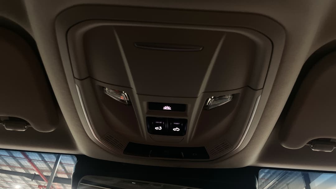 2023 GWM Tank 300 Ultra Hybrid, Automatic, 47112 km, On-Roof Controls/Sunglass holder