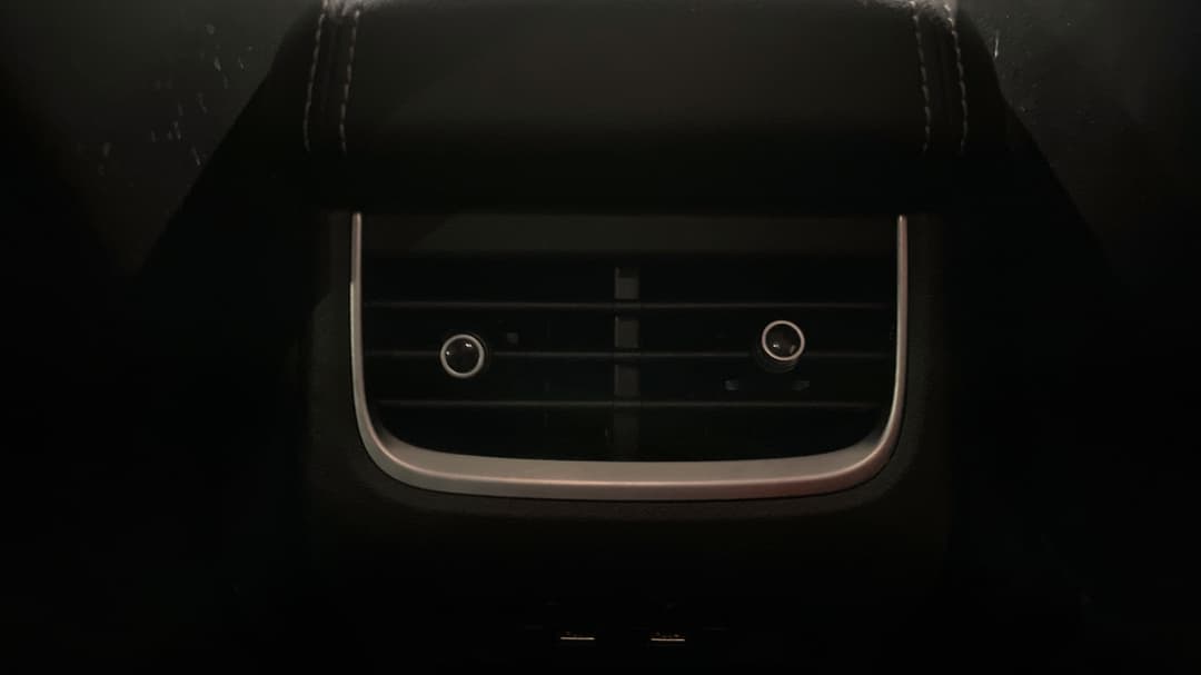 2023 GWM Tank 300 Ultra Hybrid, Automatic, 47112 km, Rear A/C Vent