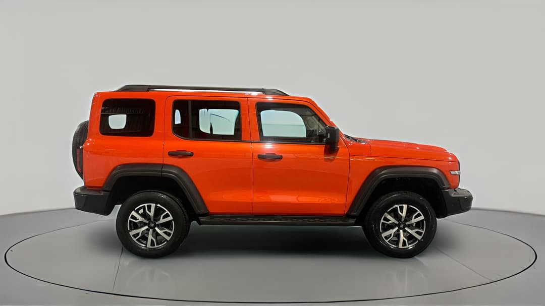2023 GWM Tank 300 Ultra Hybrid, Automatic, 47112 km, Right Side View