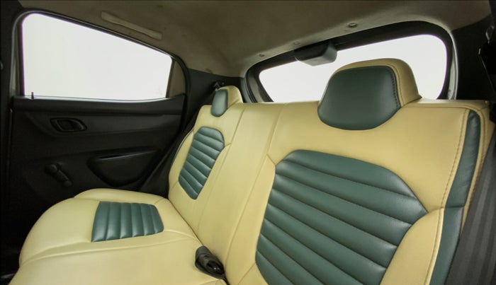 2015 Renault Kwid RXT, Petrol, Manual, 54,523 km, Right Side Rear Door Cabin