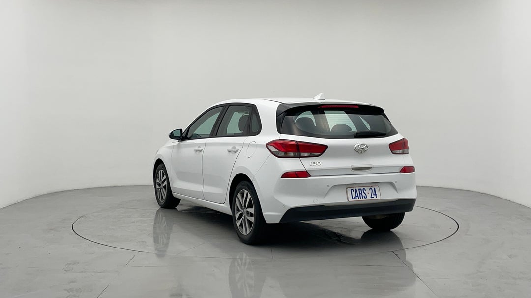 Left Back Diagonal (45- Degree) View