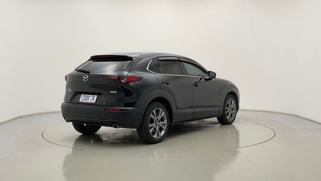 Right Back Diagonal (45- Degree) View