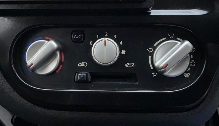 2017 Datsun Redi Go T(O) 0.8L LIMITED EDITION, Petrol, Manual, 35,024 km, Dashboard - Air Re-circulation knob is not working