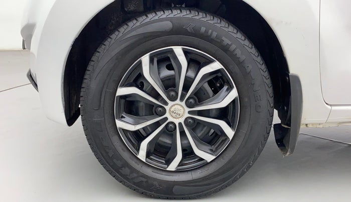 2017 Datsun Redi Go T(O) 0.8L LIMITED EDITION, Petrol, Manual, 35,024 km, Left Front Wheel