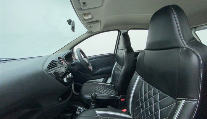 2017 Datsun Redi Go T(O) 0.8L LIMITED EDITION, Petrol, Manual, 35,024 km, Right Side Front Door Cabin