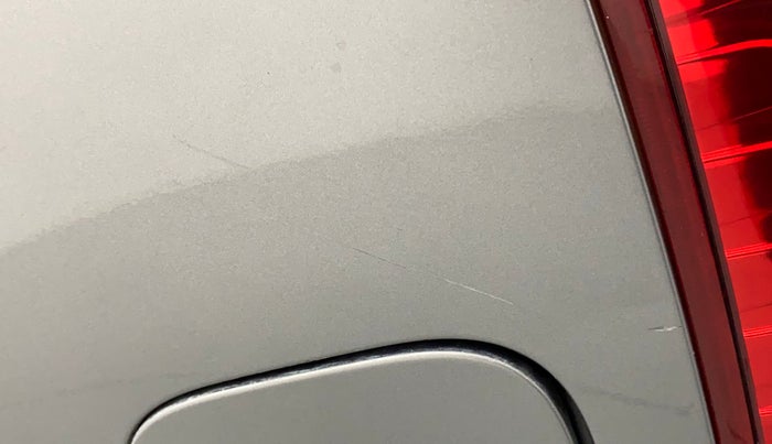 2014 Maruti Wagon R 1.0 LXI, Petrol, Manual, 77,267 km, Left quarter panel - Minor scratches