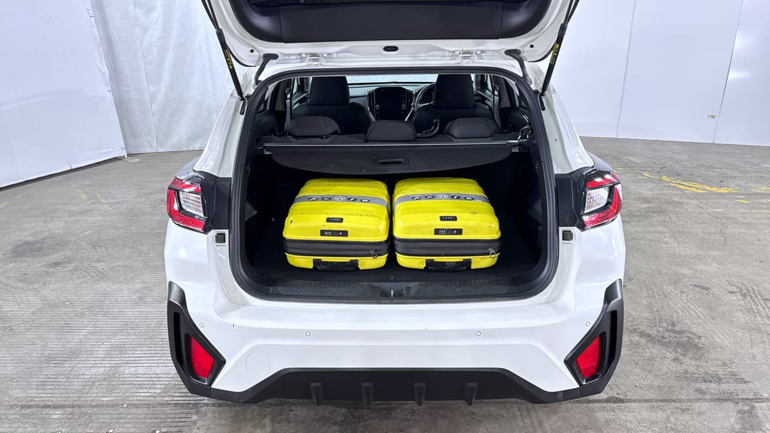 2024 Subaru Crosstrek AWD 2.0l, Automatic, 23252 km, Boot Inside View with Luggage
