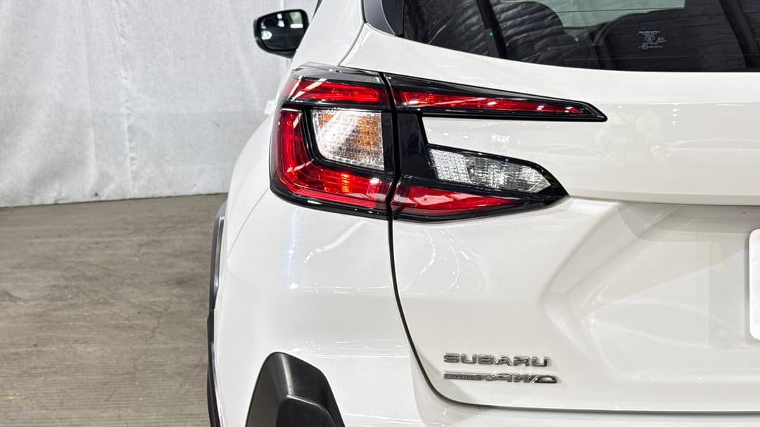 2024 Subaru Crosstrek AWD 2.0l, Automatic, 23252 km, Badge (Boot Left Side)