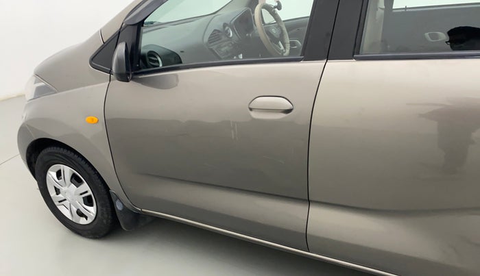 2018 Datsun Redi Go T(O) 1.0, Petrol, Manual, 36,965 km, Front passenger door - Minor scratches