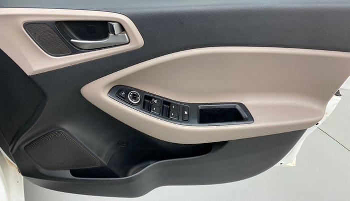 2014 Hyundai Elite i20 ASTA 1.2, Petrol, Manual, 80,894 km, Driver Side Door Panels Control