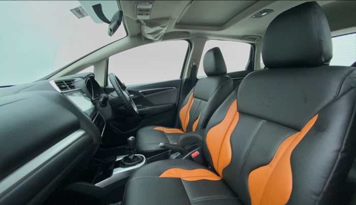 2018 Honda WR-V 1.5 i-DTEC VX MT, Diesel, Manual, 38,346 km, Right Side Front Door Cabin View