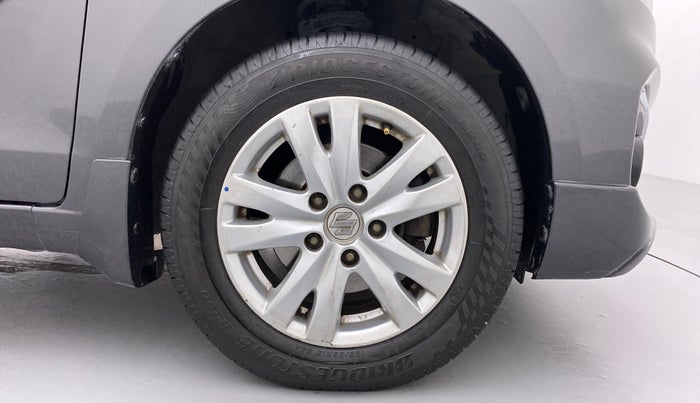 2018 Maruti Ertiga ZDI + SHVS, Diesel, Manual, 71,830 km, Right Front Wheel