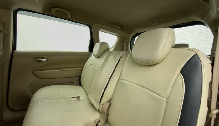 2018 Maruti Ertiga ZDI + SHVS, Diesel, Manual, 71,830 km, Right Side Rear Door Cabin