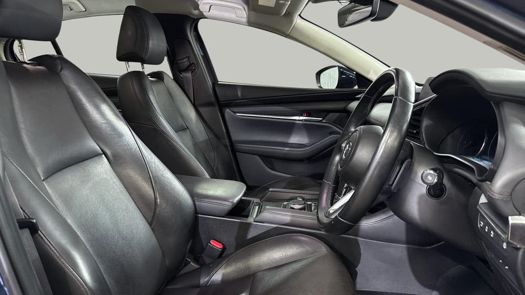 2019 Mazda 3 G20 Touring, Automatic, 123756 km, Right Side Front Door Cabin View