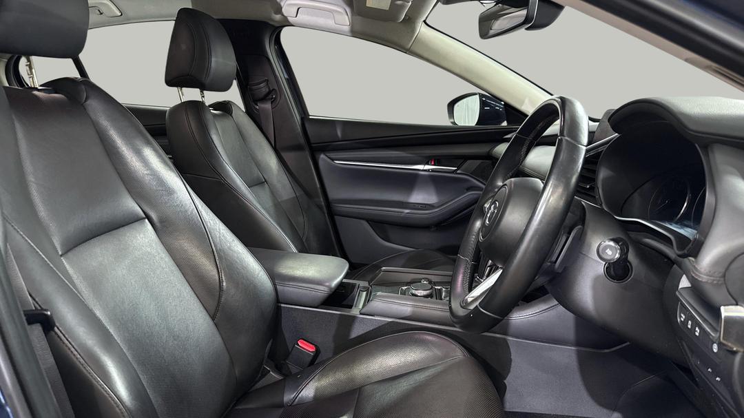 2019 Mazda 3 G20 Touring, Automatic, 123264 km, Right Side Front Door Cabin View