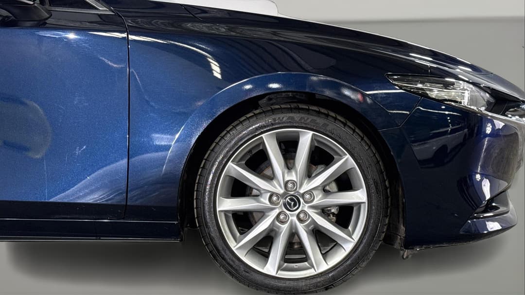 2019 Mazda 3 G20 Touring, Automatic, 123756 km, Right Front Wheel