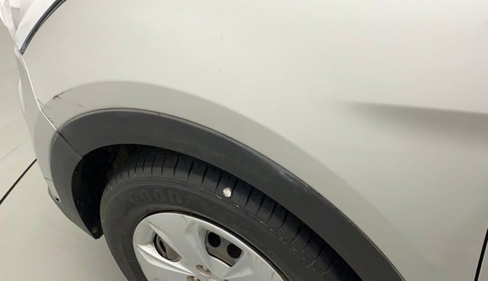 2016 Hyundai Creta BASE 1.6 PETROL, Petrol, Manual, 59,289 km, Left fender - Slightly dented