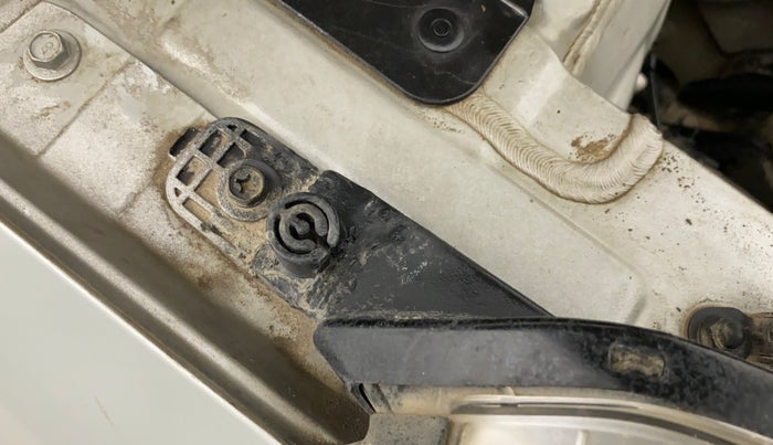2016 Hyundai Creta BASE 1.6 PETROL, Petrol, Manual, 59,289 km, Right headlight - Clamp has minor damage