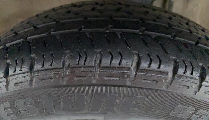 2017 Maruti Alto K10 VXI P, Petrol, Manual, 26,903 km, Left Front Tyre Tread