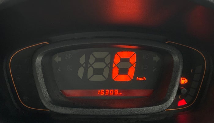 2016 Renault Kwid RXT Opt, Petrol, Manual, 16,362 km, Odometer Image
