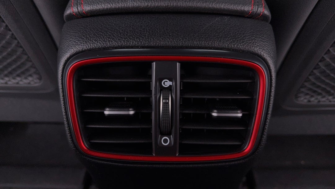 2019 Hyundai i30 N Line, Automatic, 141034 km, Rear A/C Vent