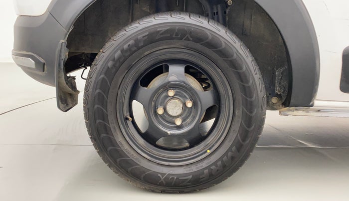 2019 Renault TRIBER RXZ, Petrol, Manual, 72,560 km, Right Rear Wheel