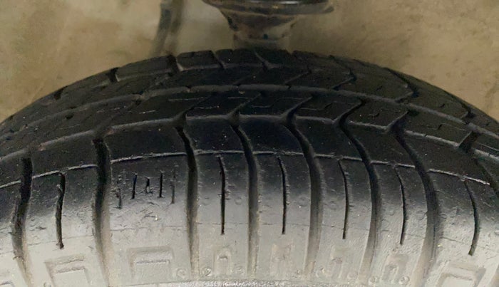 2017 Maruti Alto 800 LXI, Petrol, Manual, 10,569 km, Right Front Tyre Tread