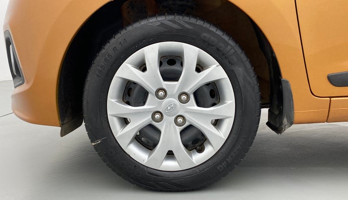 2016 Hyundai Grand i10 SPORTZ 1.2 KAPPA VTVT, Petrol, Manual, 43,428 km, Left Front Wheel
